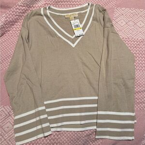 Woman’s Michael Kors V Neck Brown Sweater Size M New with Tags